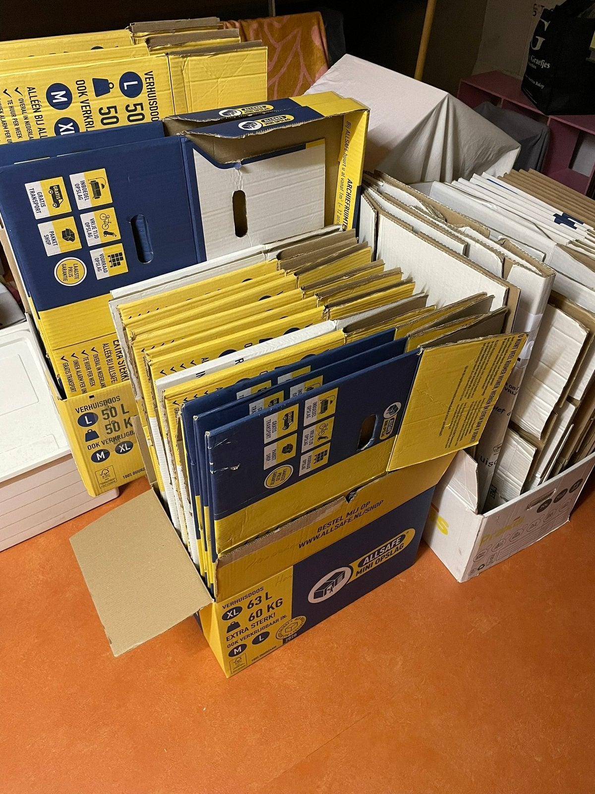 Verhuisdozen te huur, Ophalen of Verzenden, Zo goed als nieuw, Doos, Opvouwbaar