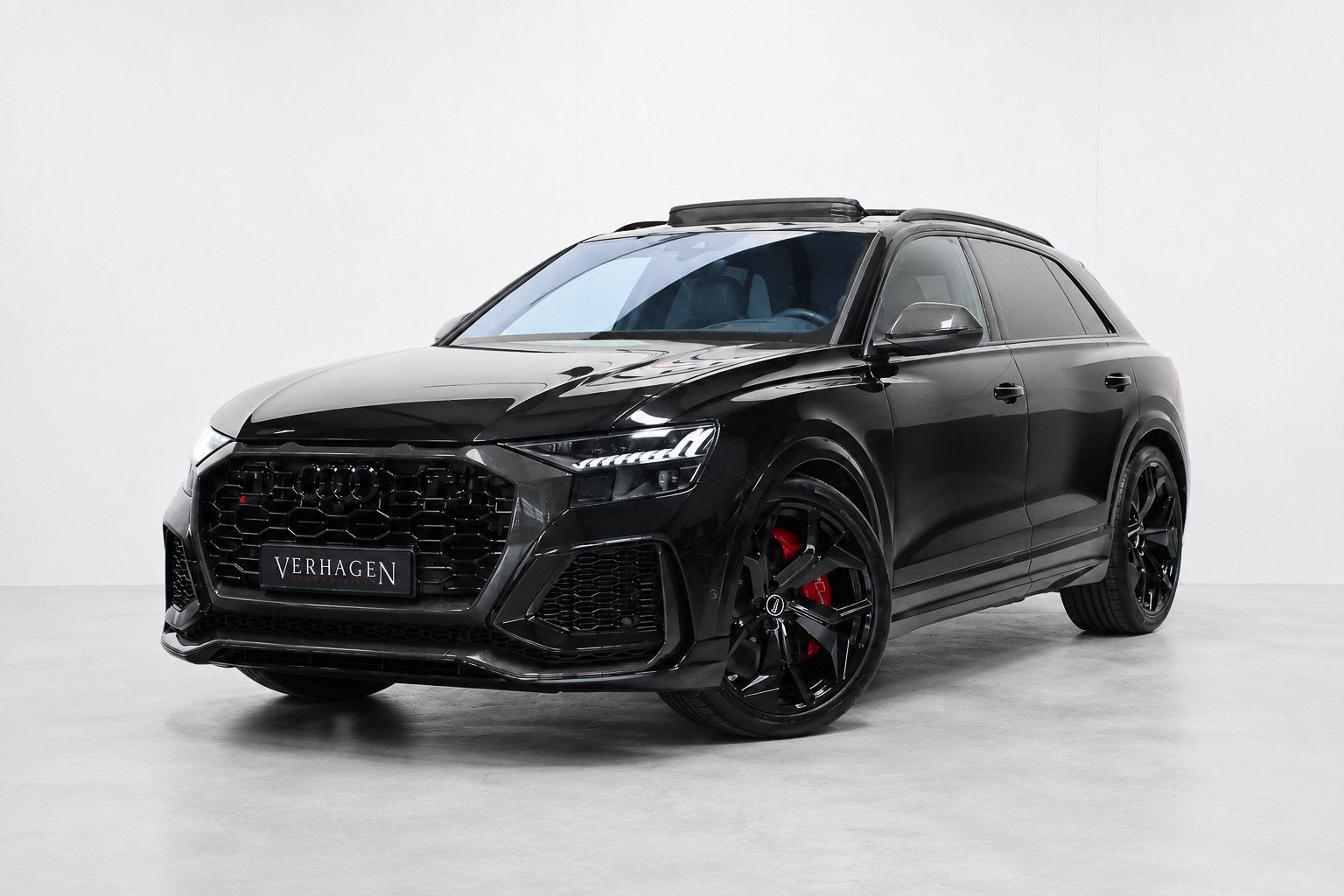 Audi RSQ8 4.0 TFSI Quattro 600pk Carbon B&O Keramisch Pano M, Gebruikt, LED verlichting, 600 pk, Zwart