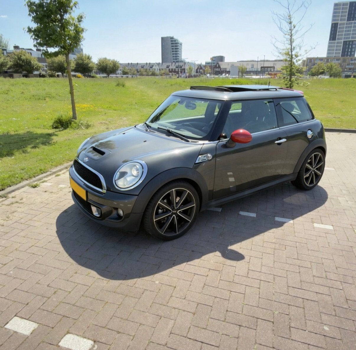 Mini 1.6 Cooper S 2011 / 10 Years II editie /  136000km, Auto's, Mini, Particulier, Benzine, C, Hatchback, Handgeschakeld, Origineel Nederlands