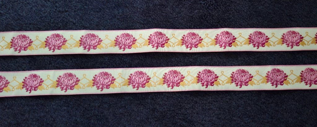 2 stukjes Tilda lint ( paars/ roze bloemen), Ophalen of Verzenden, Nieuw, Lint, Band of Elastiek