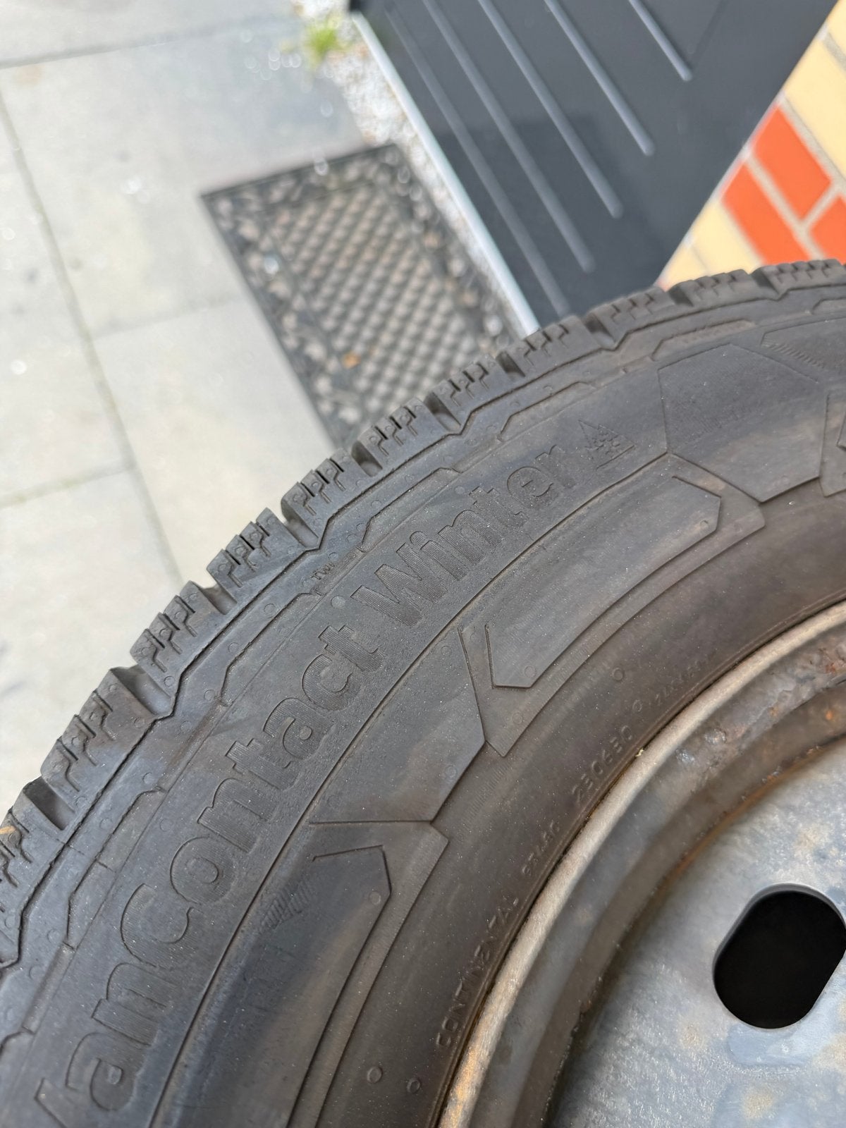 Setje stalen velgen met winterbanden Renault Trafic, Ophalen, 16 inch, Banden en Velgen, Winterbanden