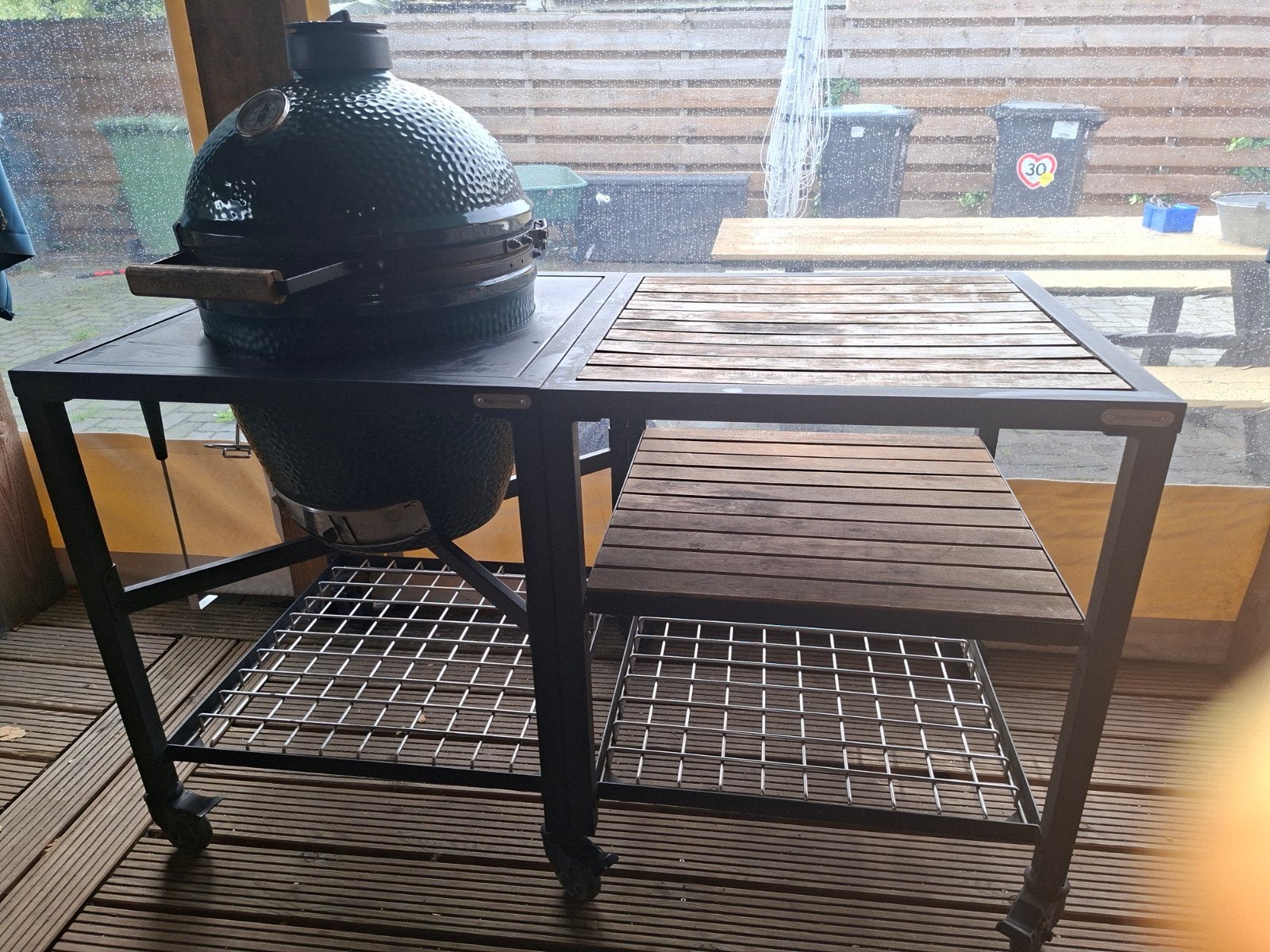 Big Green Egg Large met onderstel en accessoires, Ophalen, Zo goed als nieuw, Big Green Egg, Met accessoires
