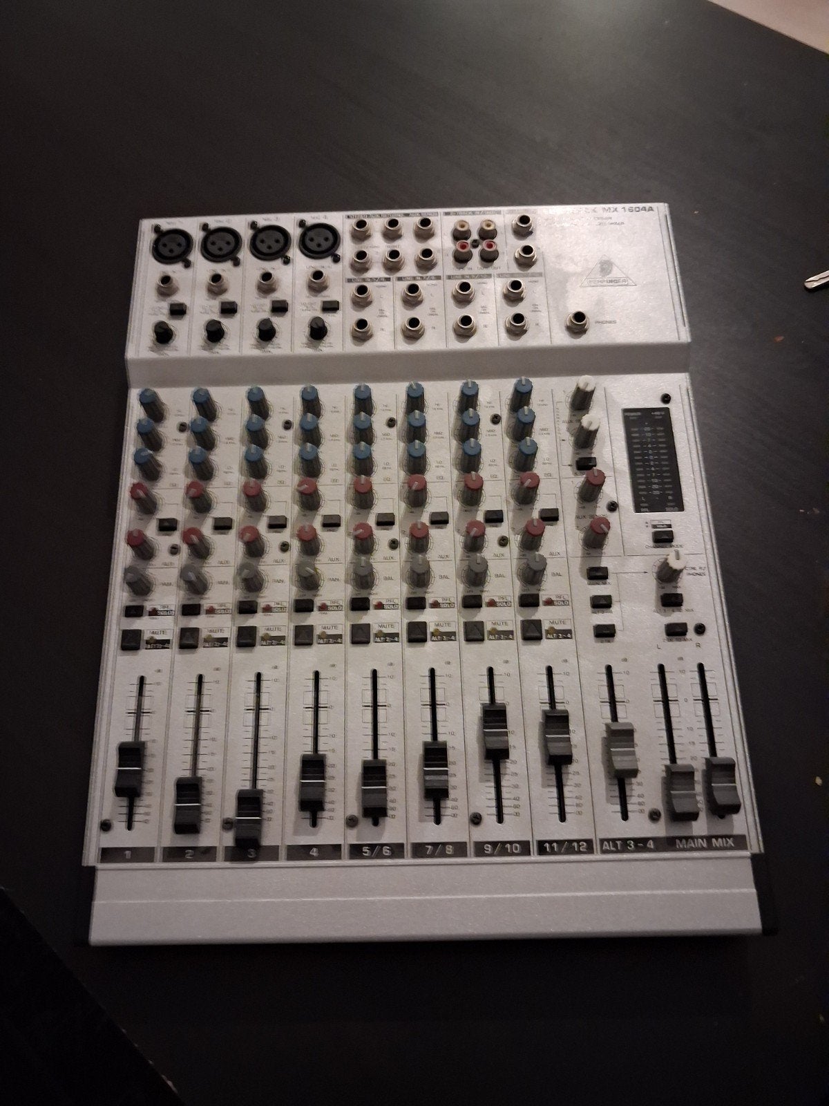 Behringer Eurorack MX 1604A - 16-kanaals mixer !!geen adapte, Ophalen of Verzenden, Gebruikt, 10 tot 20 kanalen
