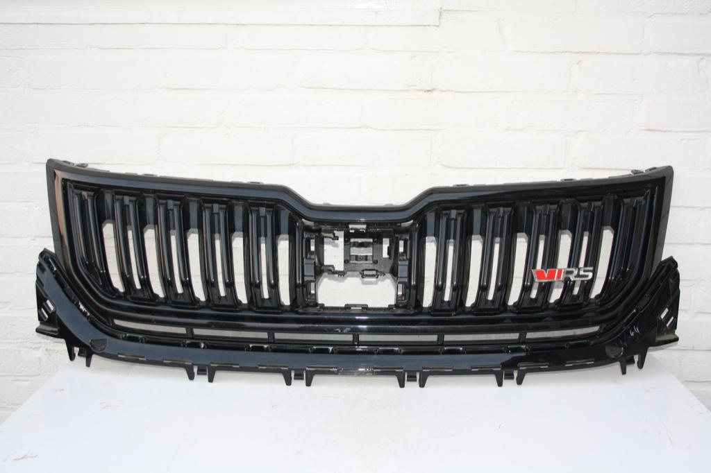 Grill Skoda Kodiaq RS Origineel zwart gelakt ! NIEUW staat !, Ophalen of Verzenden