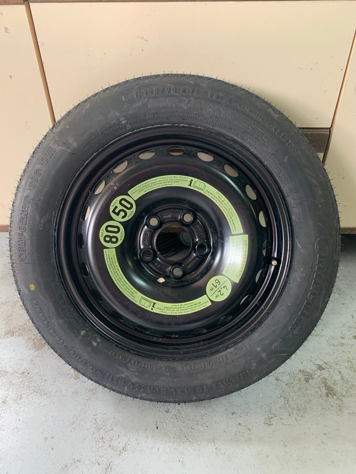 Thuiskomer reservewiel  R16 125/90 MB C-klasse S204 W204, Ophalen of Verzenden, Zo goed als nieuw