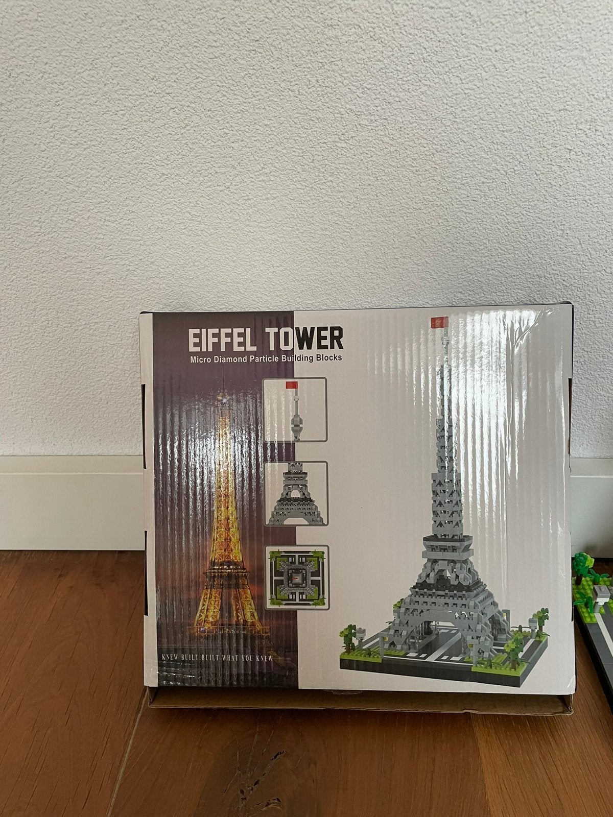 Bouwpakket Eiffeltoren, Ophalen of Verzenden, Zo goed als nieuw, Groter dan 1:32