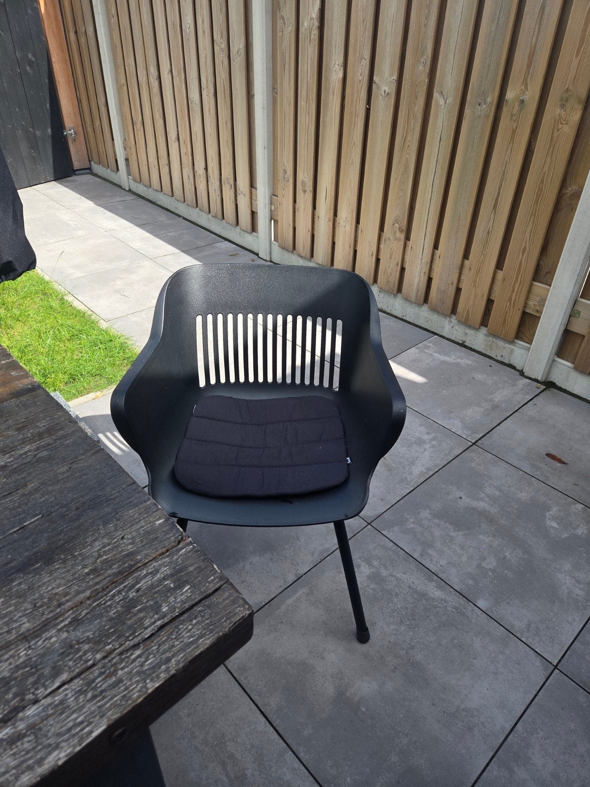 6 zwarte hartman tuinstoelen, Ophalen, Gebruikt, Kunststof