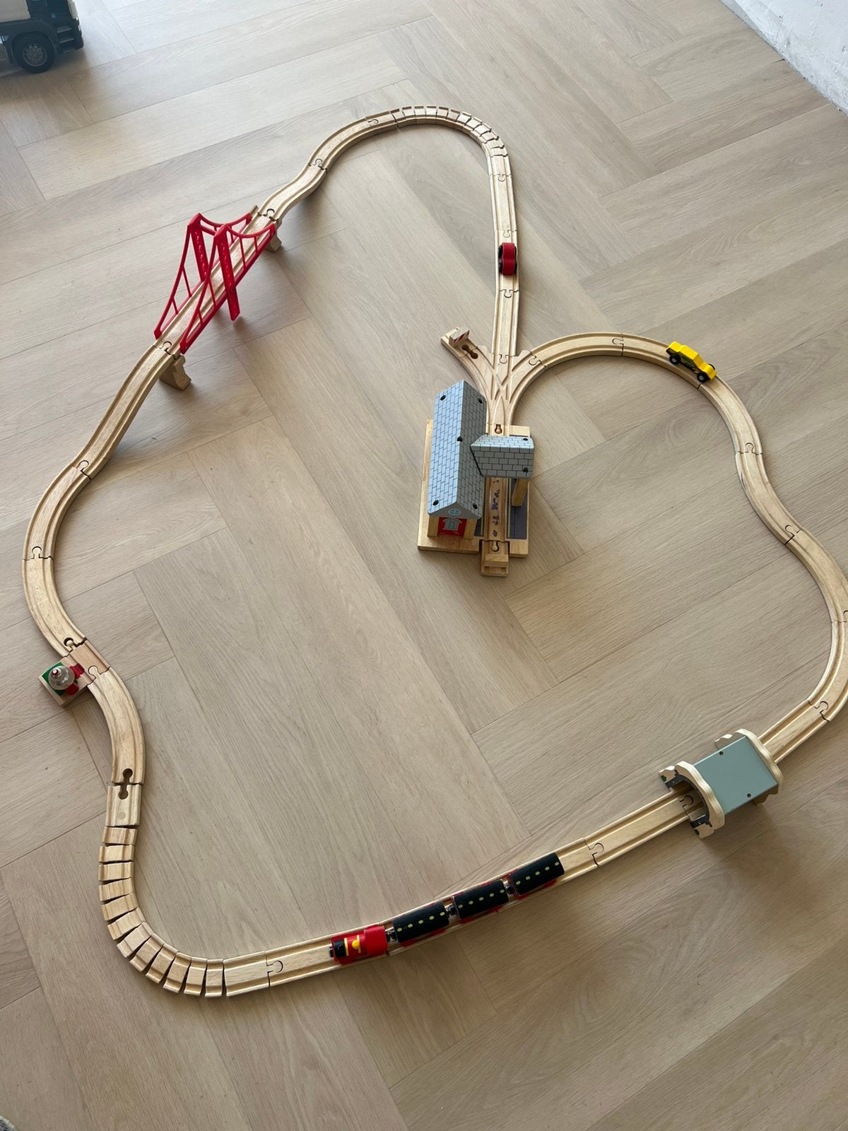Bigjigs houten treinbaan – 37 onderdelen, Ophalen of Verzenden, Gebruikt, Overige typen