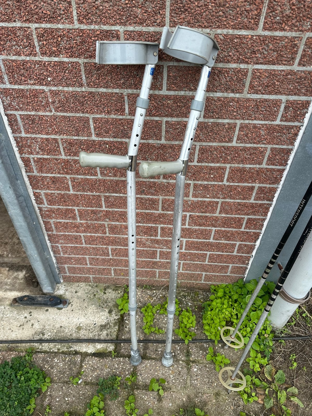Krukken, Ophalen