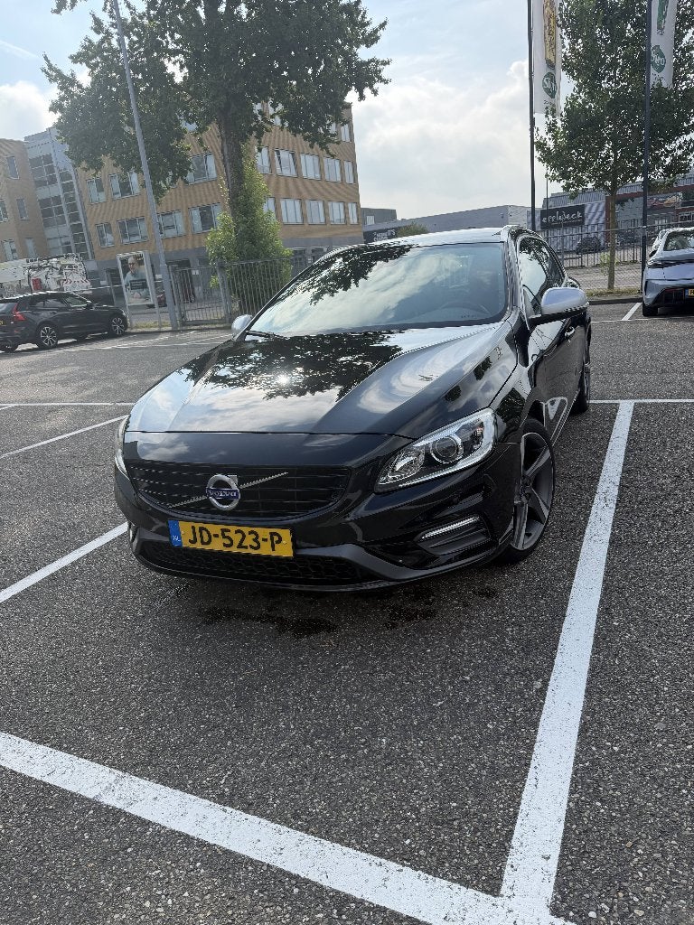 Volvo V60 2.0 T3 R-Design | Dealer OH | Nieuwe riem, Auto's, Volvo, 4 cilinders, 1969 cc, Zwart, Origineel Nederlands