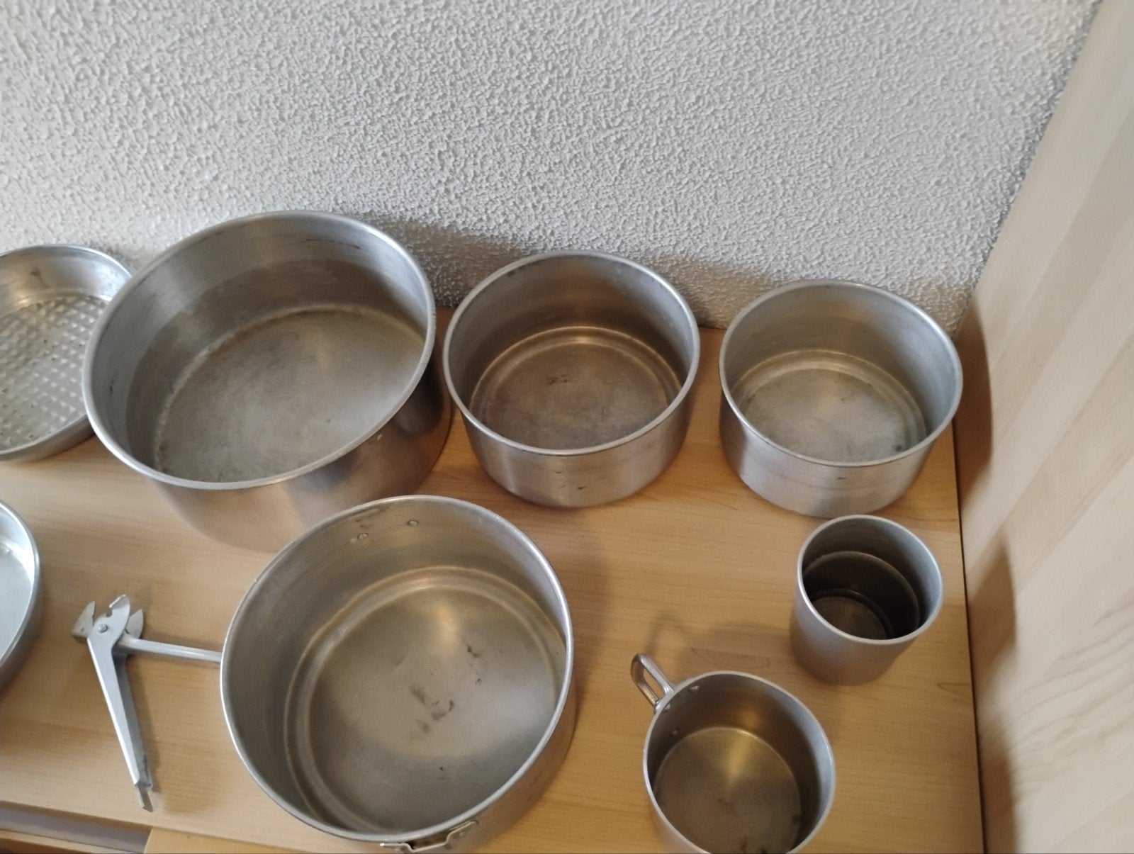 Vintage aluminium kookgerei set - pannen en bekers, Antiek en Kunst, Ophalen of Verzenden