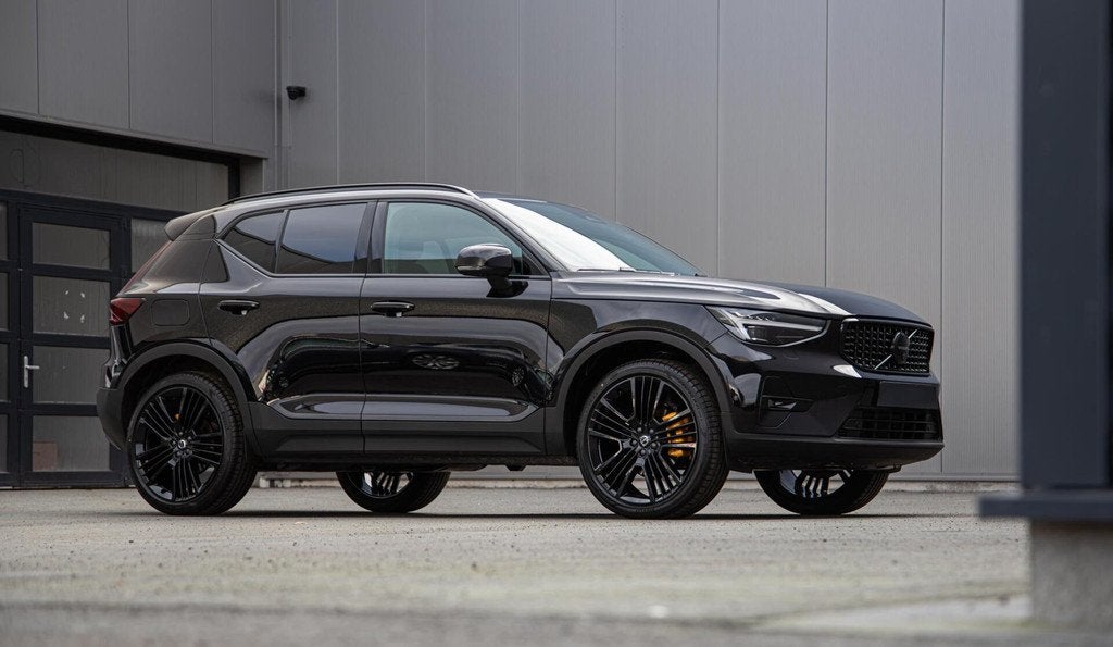 Volvo XC40 B3 MY 2027 SAMENSTELLEN EXTRA VOORDEEL, Startonderbreker, 15 km/l, Gebruikt, 4 cilinders