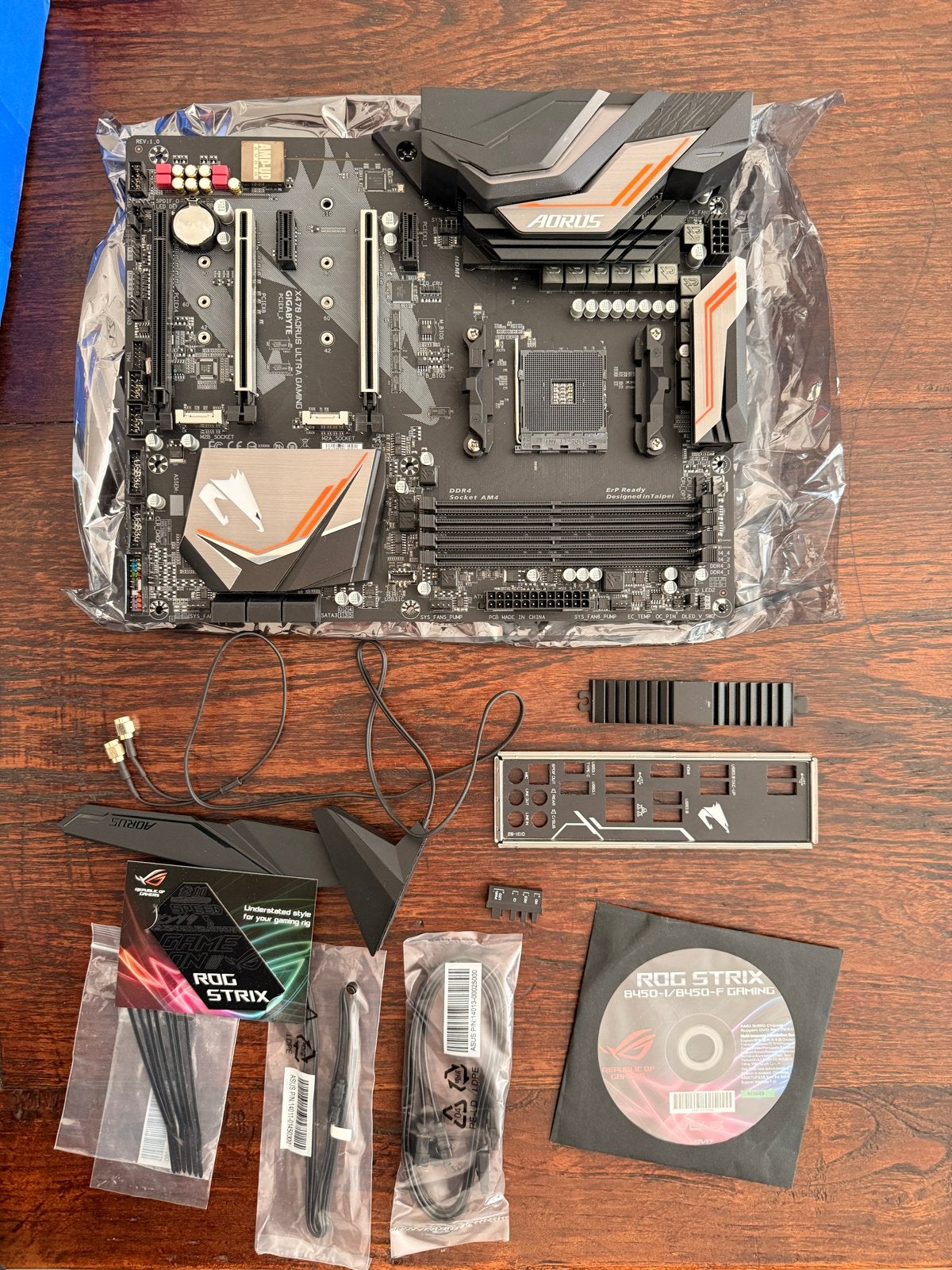 Gigabyte X470 AORUS Ultra Gaming Moederbord (AM4, DDR4), Computers en Software, Moederborden, Ophalen, Zo goed als nieuw, AMD