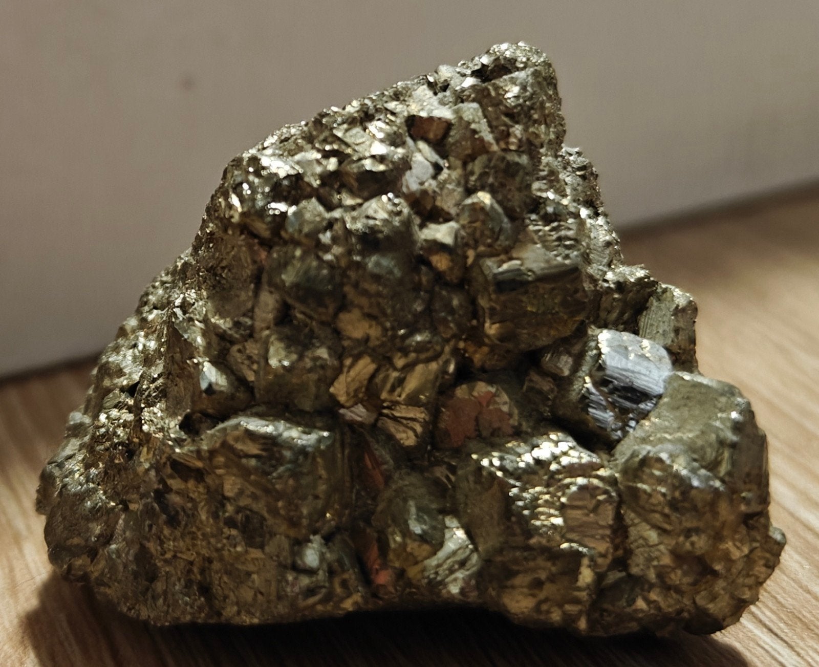 Pyriet met kwarts uit Marokko, Verzamelen, Ophalen of Verzenden, Mineraal
