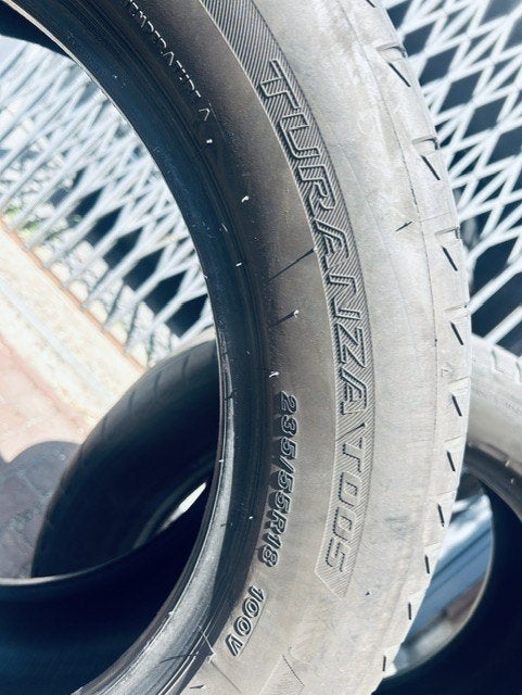 Autobanden (Bridgestone,  235/55R18), Ophalen, 18 inch, Gebruikt, 235 mm