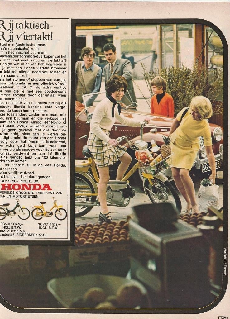 Retro reclame 1971 Honda brommer PC50K Amigo Novia, Verzamelen, Verzenden, Overige typen