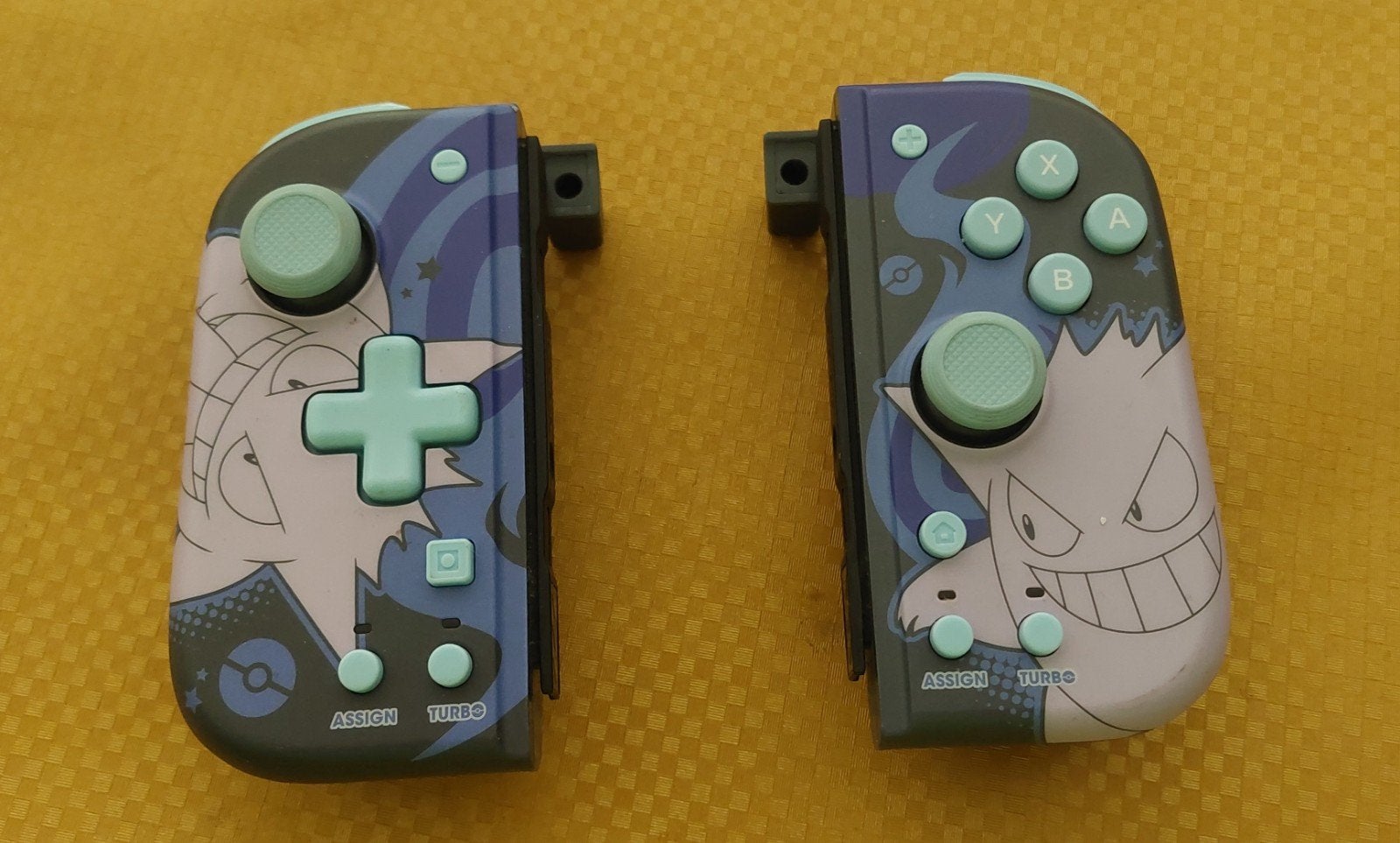 Nintendo Switch Horipad controllers - Pokemon Gengar, Spelcomputers en Games, Spelcomputers | Nintendo Switch, Ophalen of Verzenden