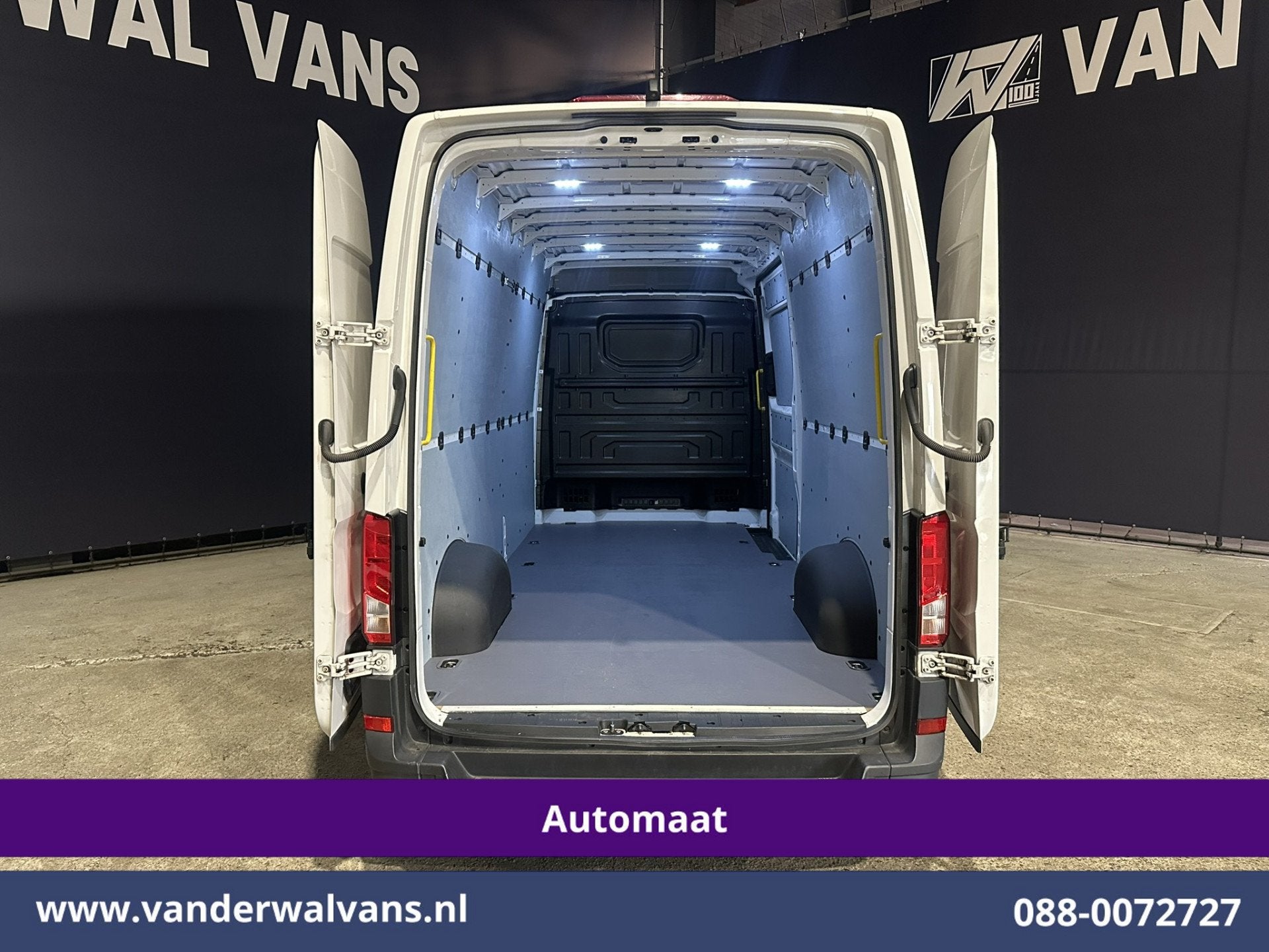 Volkswagen Crafter 2.0 TDI 140pk Automaat L4H3 L3H2 Euro6 Ai, Auto's, Stof, Gebruikt, 4 cilinders, Start-stop-systeem