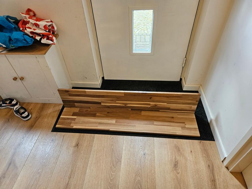 Ikea Skogsta wandplank Acacia (2x), Ophalen, Gebruikt
