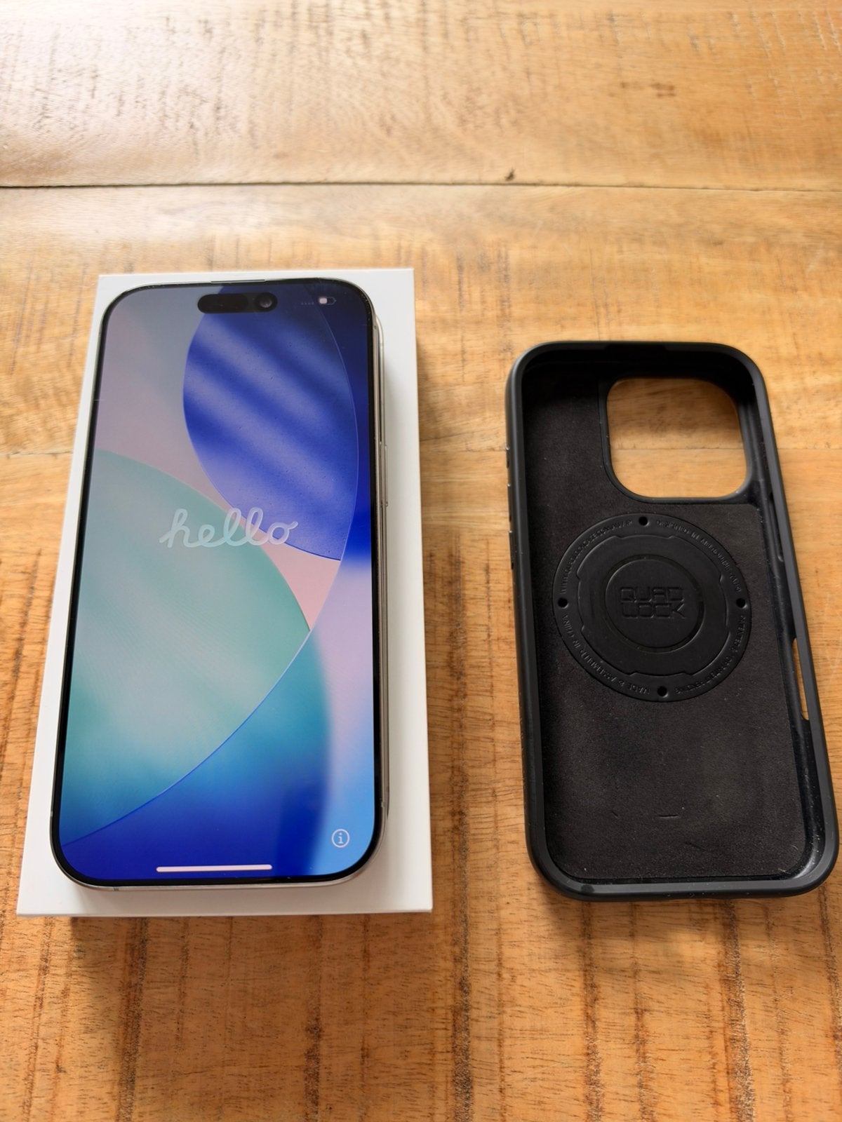 iPhone 16 pro - Natural Titanium - 128GB