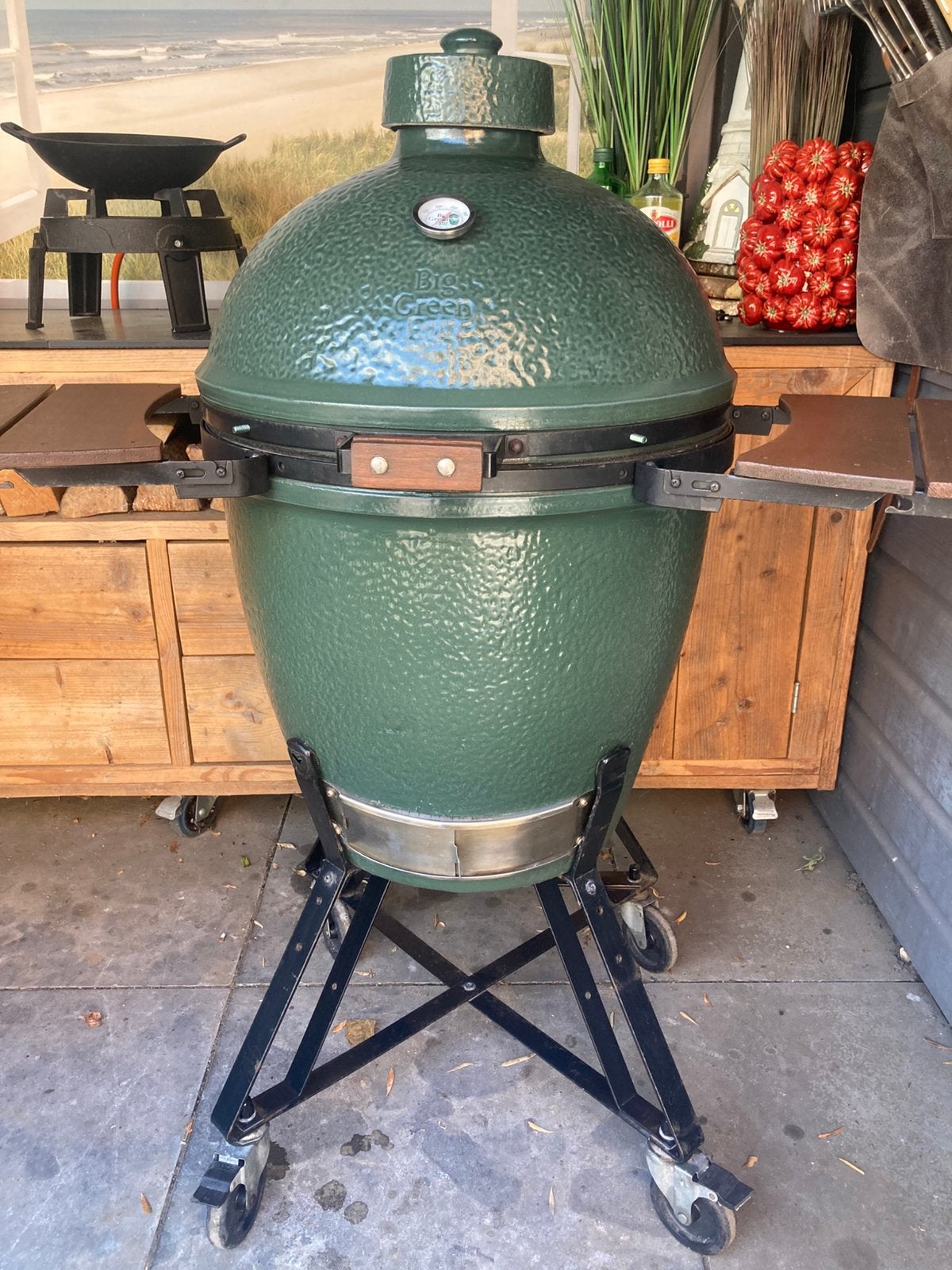 Big green egg large, kamado, bbq, buitenkeuken, barbecue, Tuin en Terras, Houtskoolbarbecues, Ophalen, Gebruikt, Met accessoires