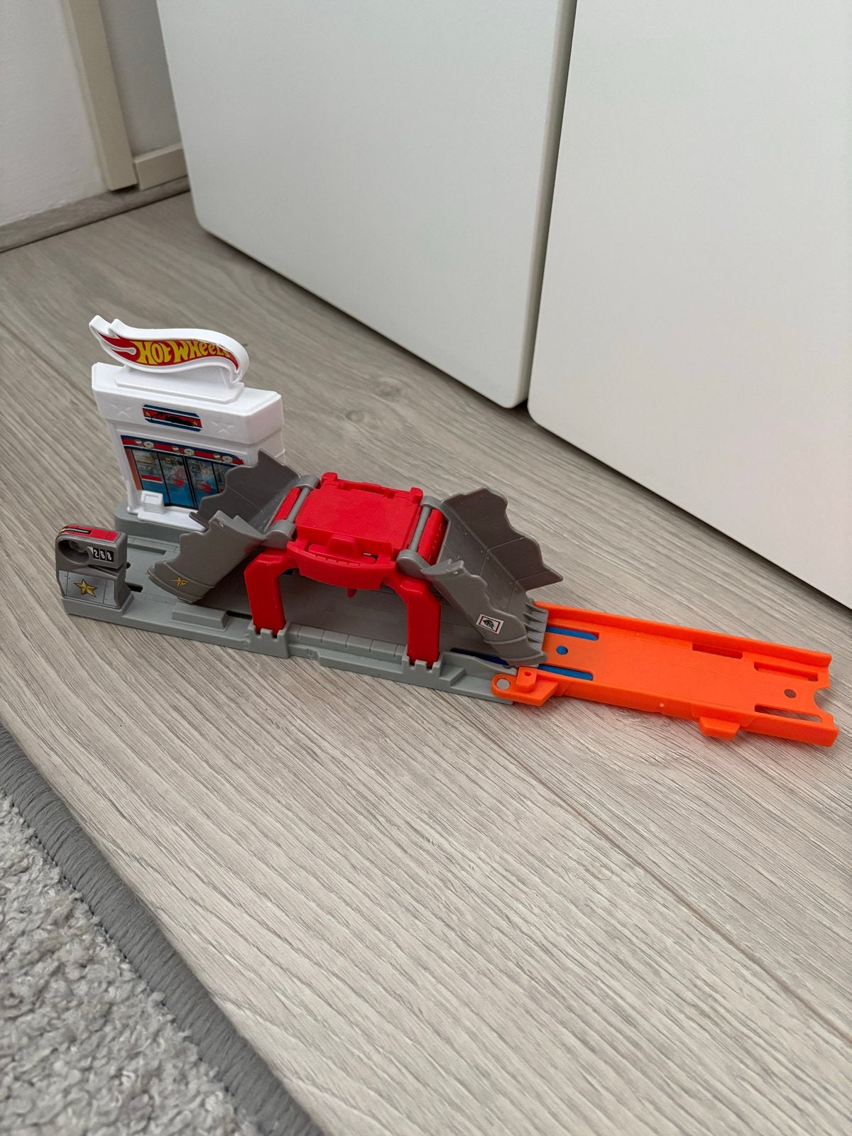 Hot Wheels blaze blast stuntset, Kinderen en Baby's, Ophalen, Hot Wheels, Handmatig, Racebaan