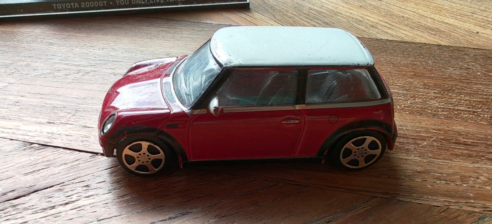 Verzameling van 14 diverse modelauto's, waaronder James Bond, Overige merken, Gebruikt, Auto, 1:32 tot 1:50