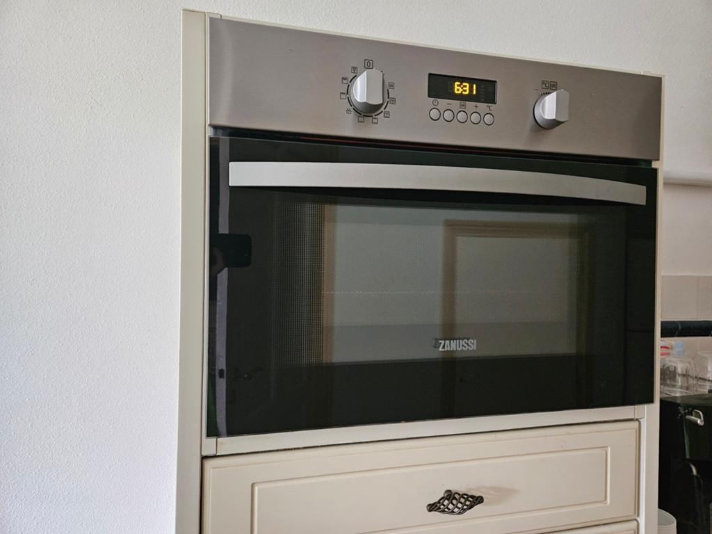 Zanussi Inbouw Oven - Nette Staat, Compact Formaat, Ophalen, Zo goed als nieuw