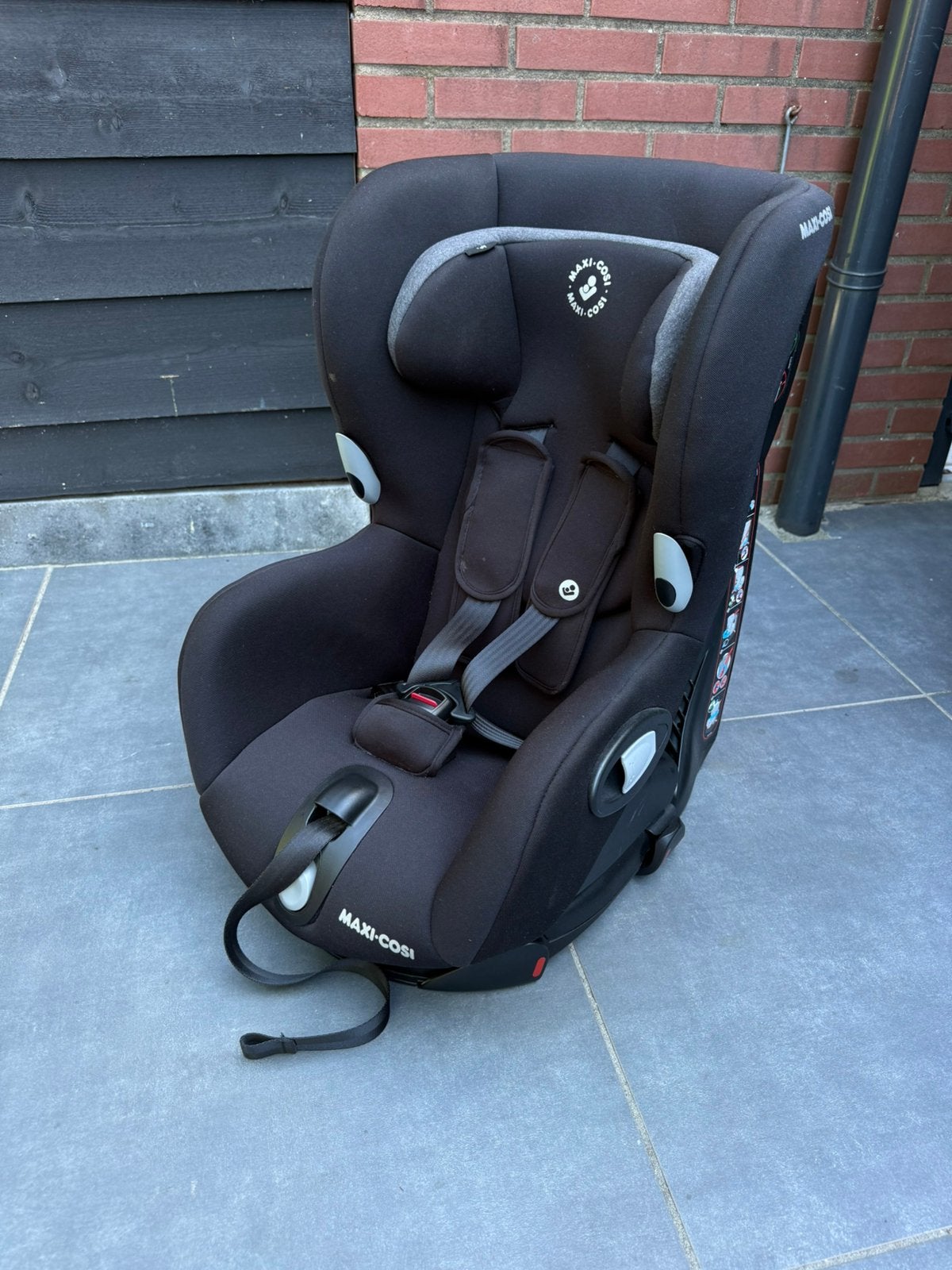 Maxi Cosi Axiss autostoel authentic black, Kinderen en Baby's, Autostoeltjes, Ophalen, Autogordel, 9 t/m 18 kg, Zo goed als nieuw