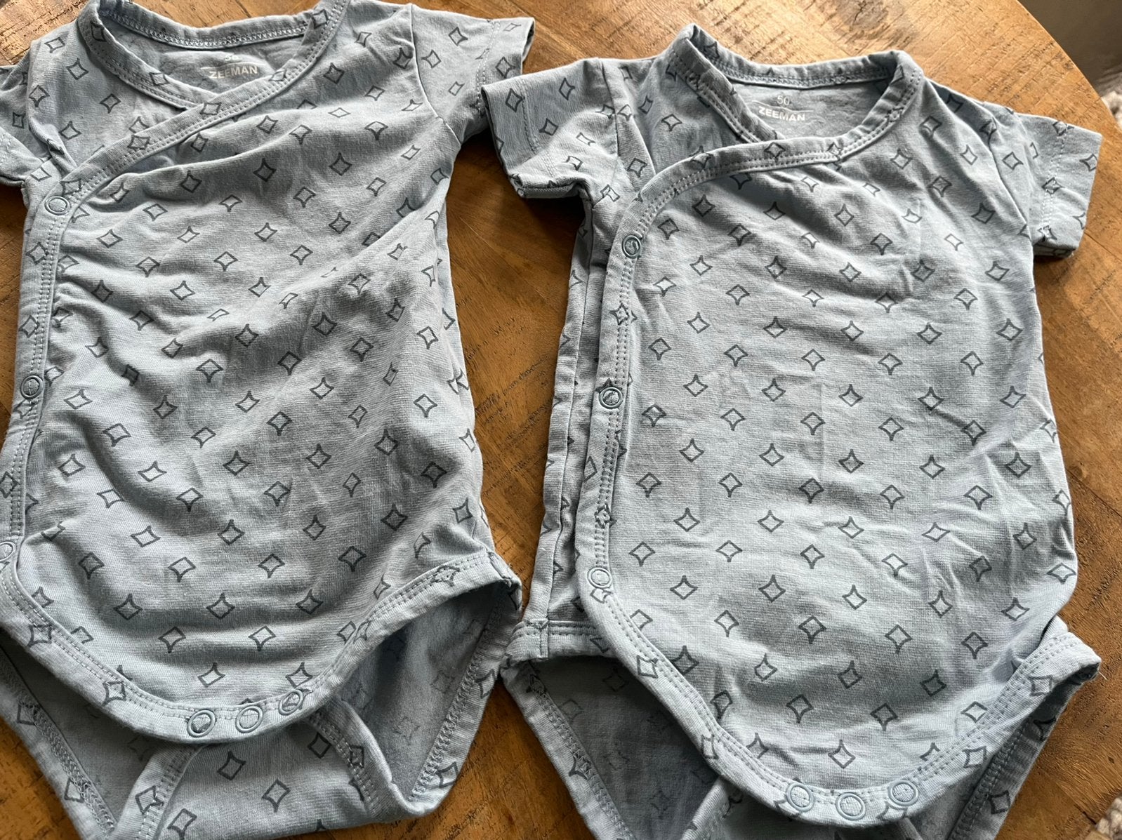 2 overslag rompers maat 50 (nieuw), Ophalen of Verzenden, Nieuw, Jongetje of Meisje, Nacht- of Onderkleding