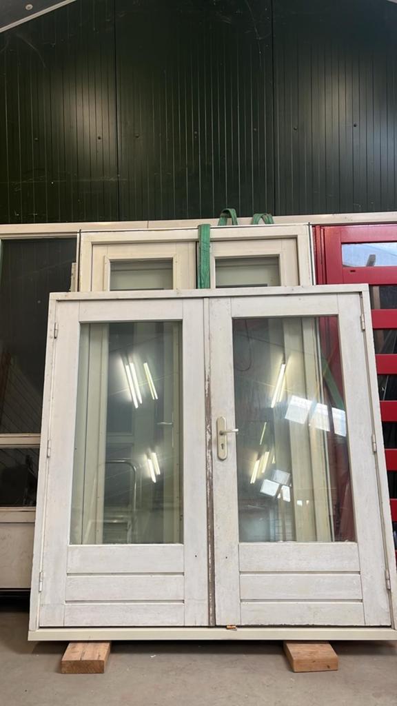 Hardhouten kozijn met openslaande deuren 199 br 200 cm hoog, Doe-het-zelf en Verbouw, Kozijnen en Schuifpuien, Ophalen, Gebruikt