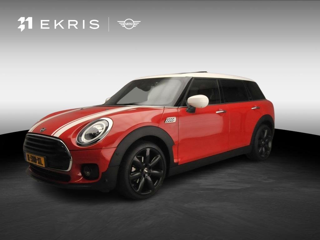 MINI Clubman 1.5 Cooper | LED | Leder | Navigatie | Panorama, 136 pk, Gebruikt, 19 km/l, Parkeerassistent