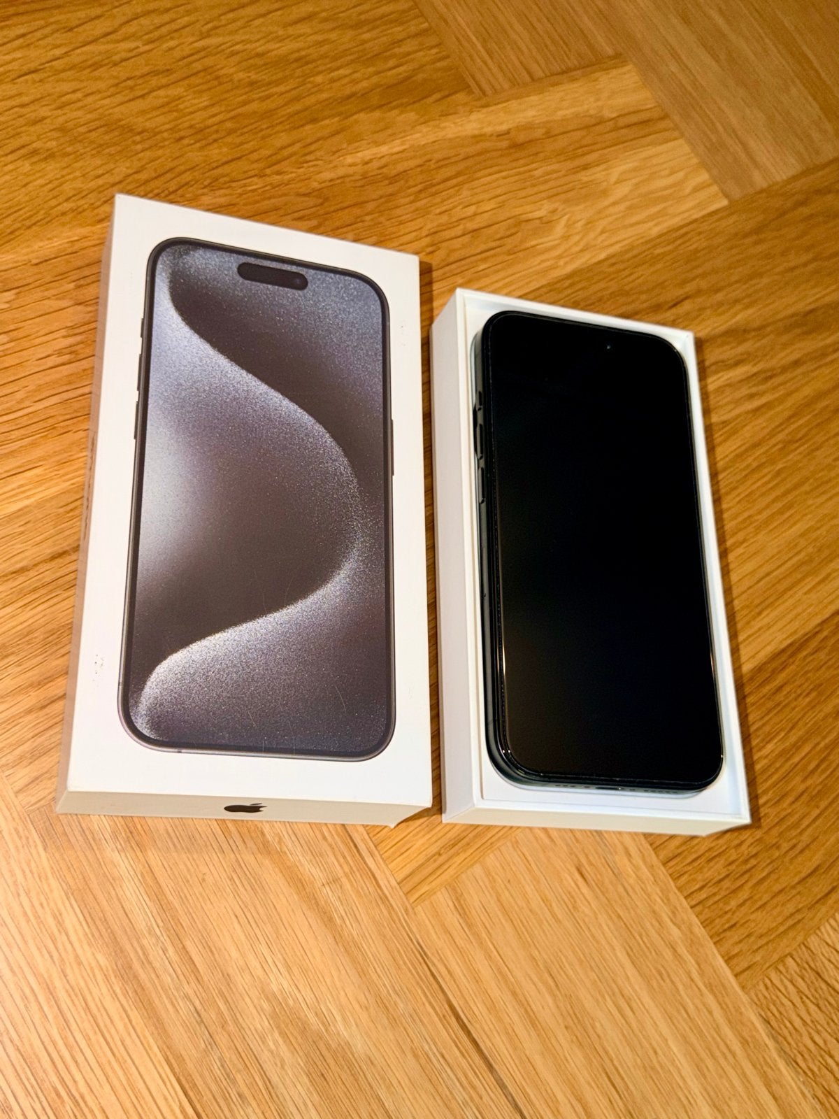 iPhone 15 Pro 128GB Black Titanium, Telecommunicatie, Mobiele telefoons | Apple iPhone, Ophalen, 128 GB, Zwart, Zo goed als nieuw