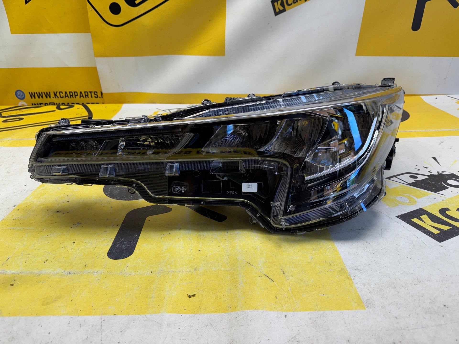 Toyota Corolla E21 HB LED Koplamp Links 81150-02S60