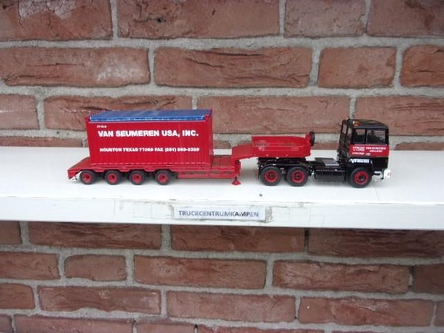Tekno  Ford  Transcontinental  van  Seumeren.