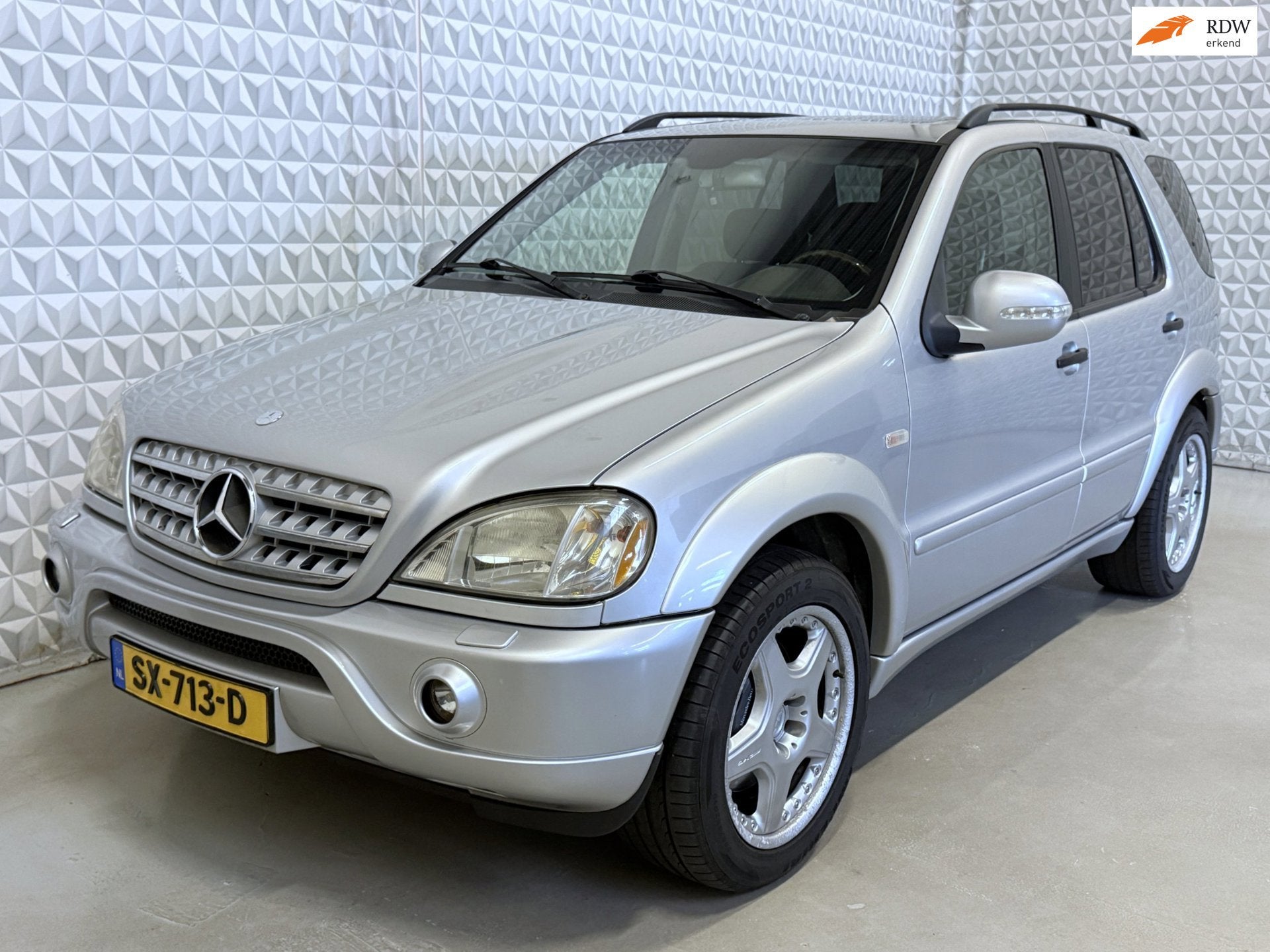 Mercedes-Benz M-klasse ML 55 AMG *GAS - LPG G3* / 244000km (, Auto's, Automaat, Gebruikt, Xenon verlichting, 347 pk