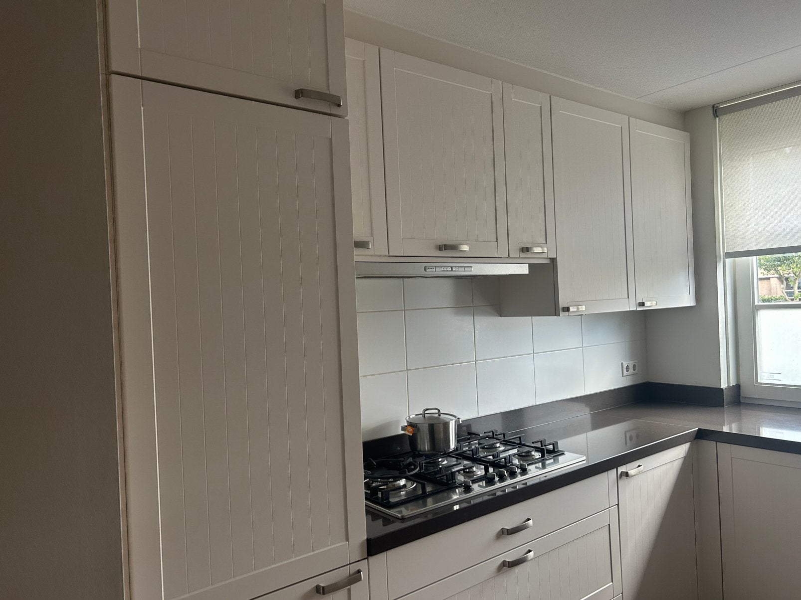 Complete keuken met Neff apparatuur, Ophalen, Gebruikt, Wit, Hoekkeuken