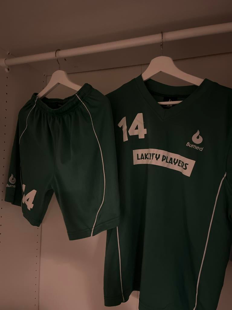 Burned Basketbal Tenue - Maat S - Groen, Ophalen of Verzenden, Zo goed als nieuw, Maat 46 (S) of kleiner, Groen
