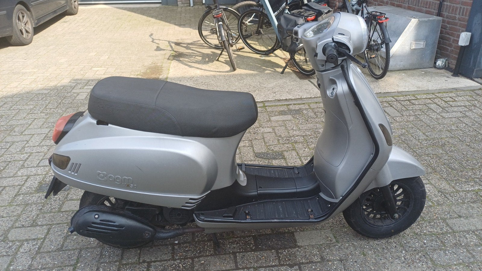 Agm vx50, Ophalen of Verzenden, Gebruikt, Benzine, Overige merken