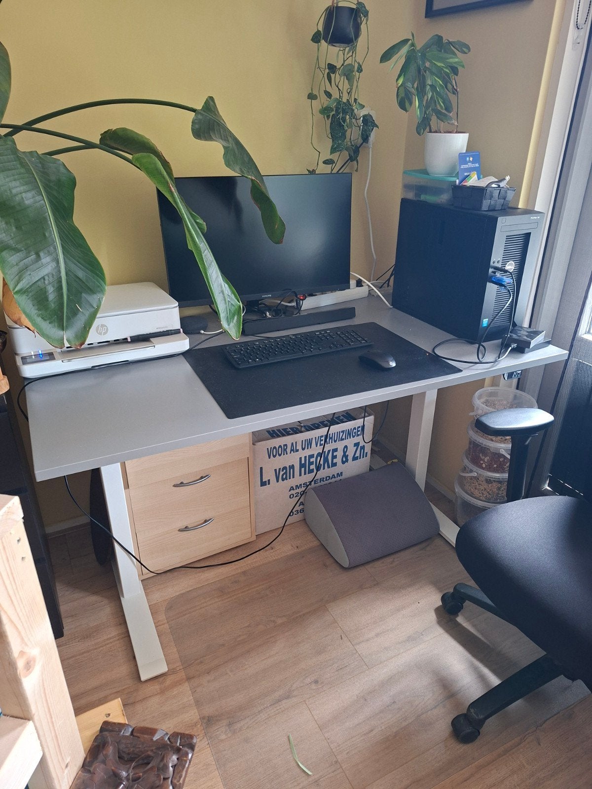 IKEA Rodulf verstelbaar bureau 140x80cm, Huis en Inrichting, Bureaus, Ophalen, Scandinavisch, Metaal, Zo goed als nieuw