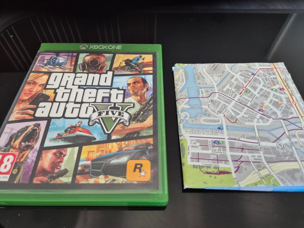 GTA 5 Grand Theft Auto V met map XboX One, Avontuur en Actie, Vanaf 18 jaar, 1 speler, Ophalen of Verzenden