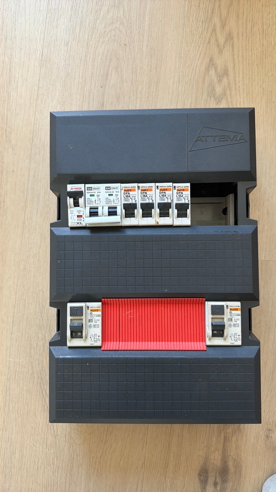 Attema groepenkast, Doe-het-zelf en Verbouw, Elektra en Kabels, Ophalen, Zo goed als nieuw, Overige typen