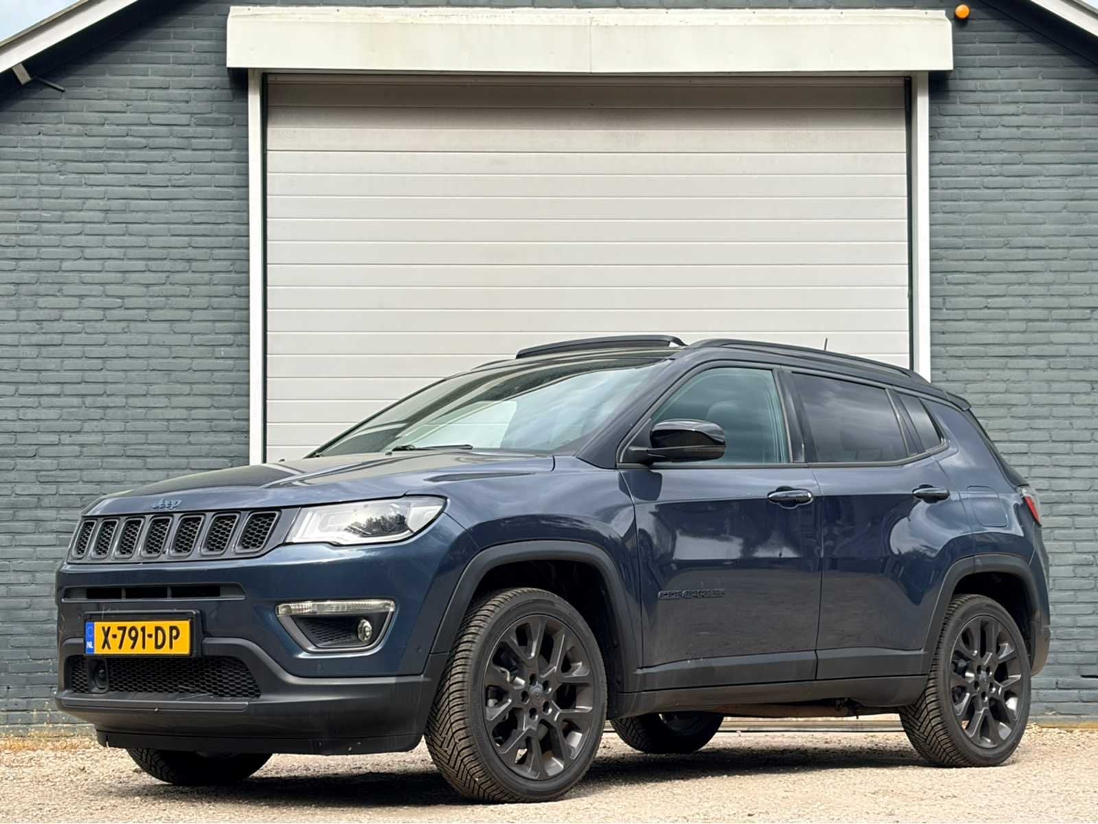 Jeep - 2021 - Compass - 4xe 240 Hyb. Trailh. - Personenauto, Auto's, Automaat, Euro 6, 4 cilinders, Blauw
