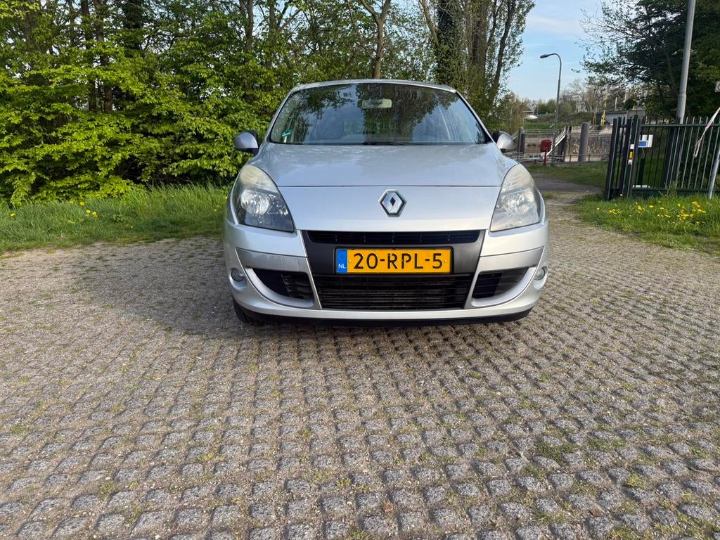 Renault Scénic 1.4 TCE 96KW 2011, Voorwielaandrijving, 1295 kg, 4 cilinders, Handgeschakeld