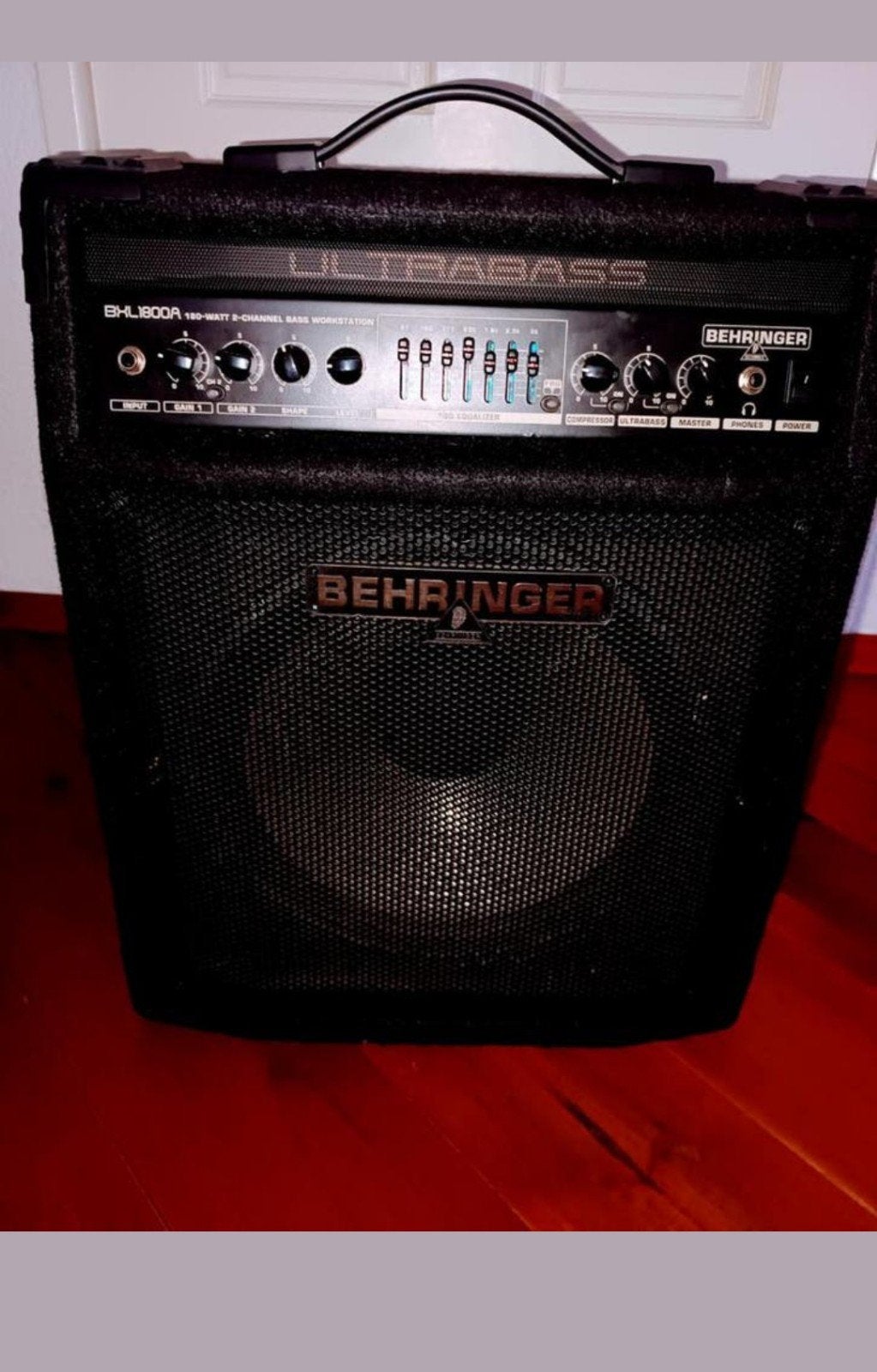 BEHRINGER BXL1800A Basgitaarversterker, Ophalen, Gebruikt