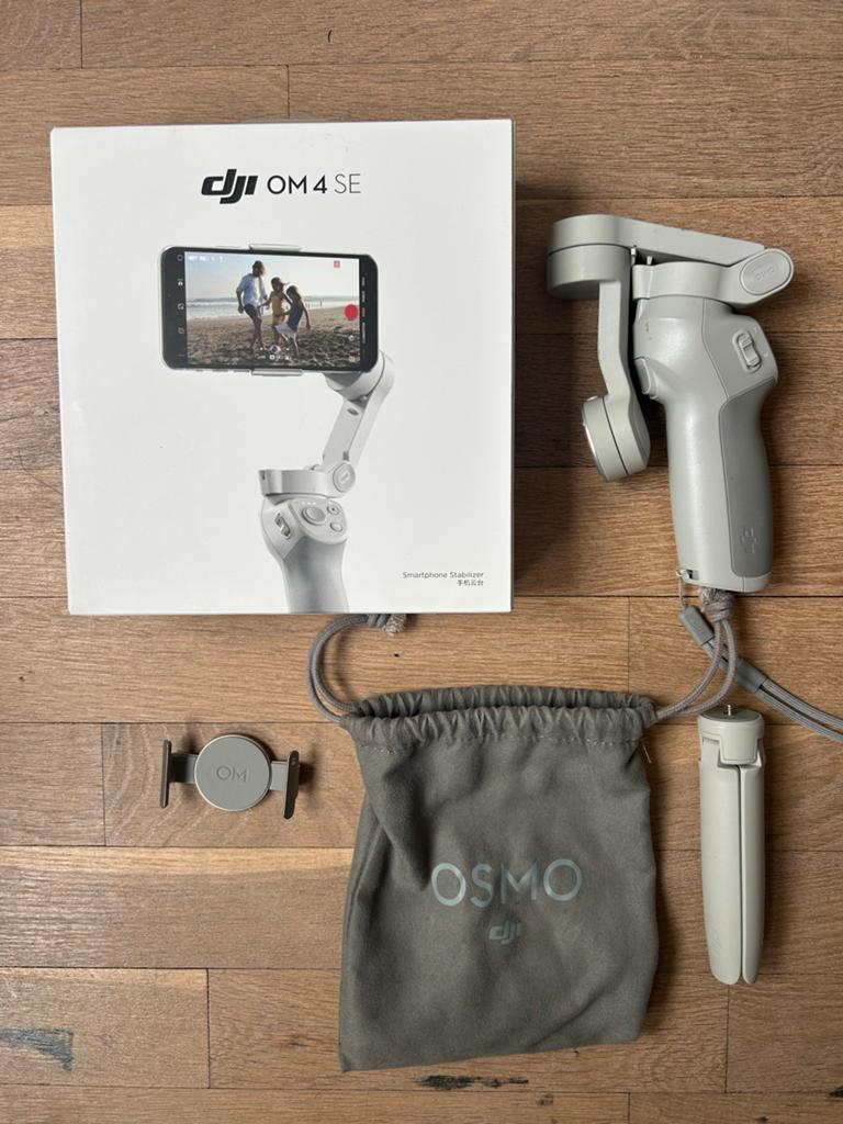 DJI OM 4 SE Smartphone Stabilizer - Zo goed als nieuw, Ophalen of Verzenden, Zo goed als nieuw