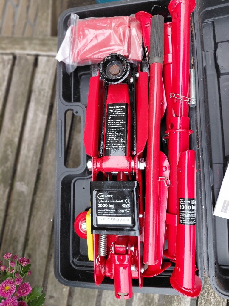 Autokrik in koffer hefvermogen 2000 kg, Auto diversen, Krikken, Ophalen of Verzenden, Nieuw, Hydraulisch, Schaarkrik