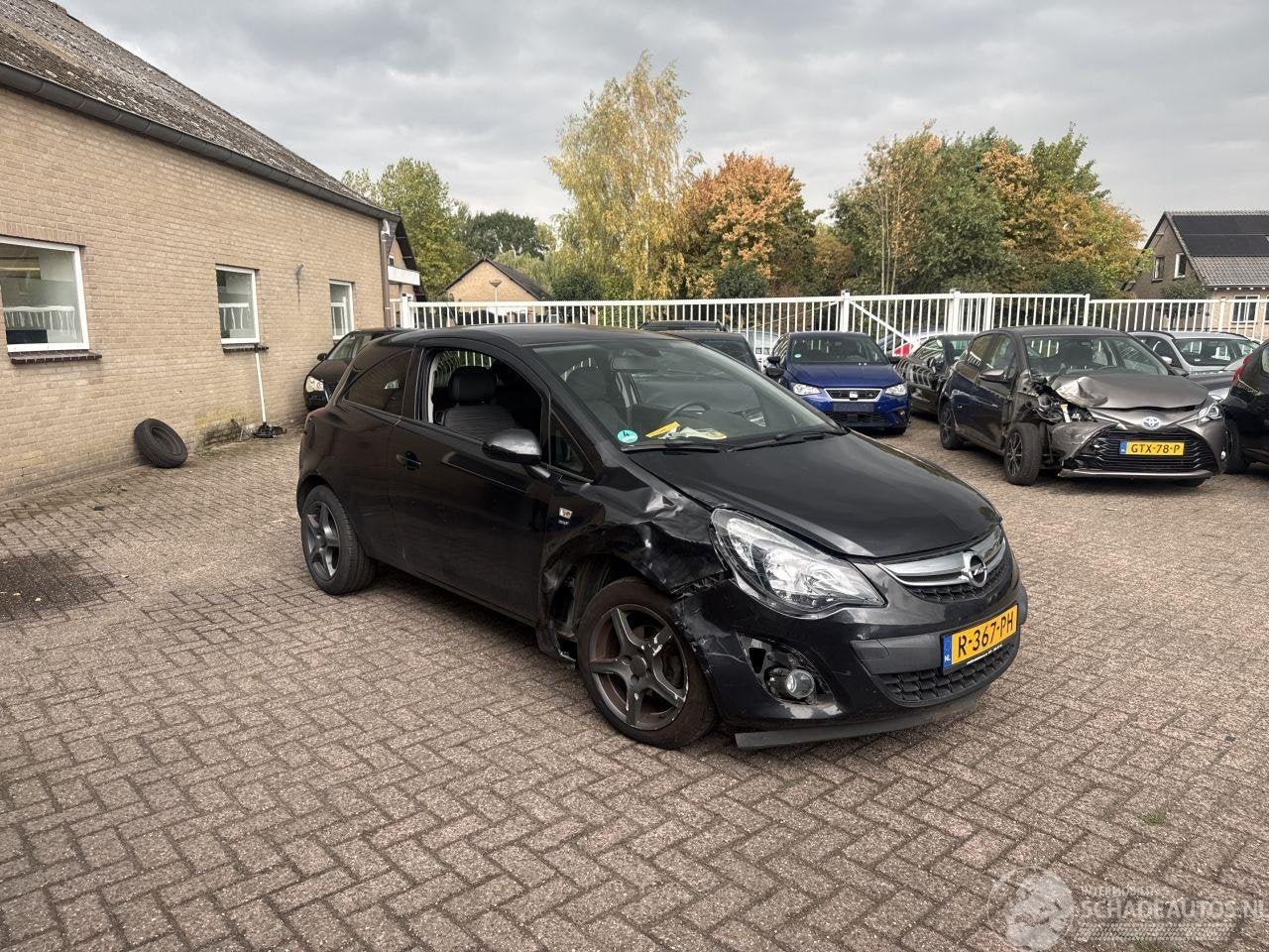 Opel Corsa 1.2 EcoF. Selection (bj 2014), Webaccessibility@stellantis.com, Stellantis N.V., 1229 cc, Zwart
