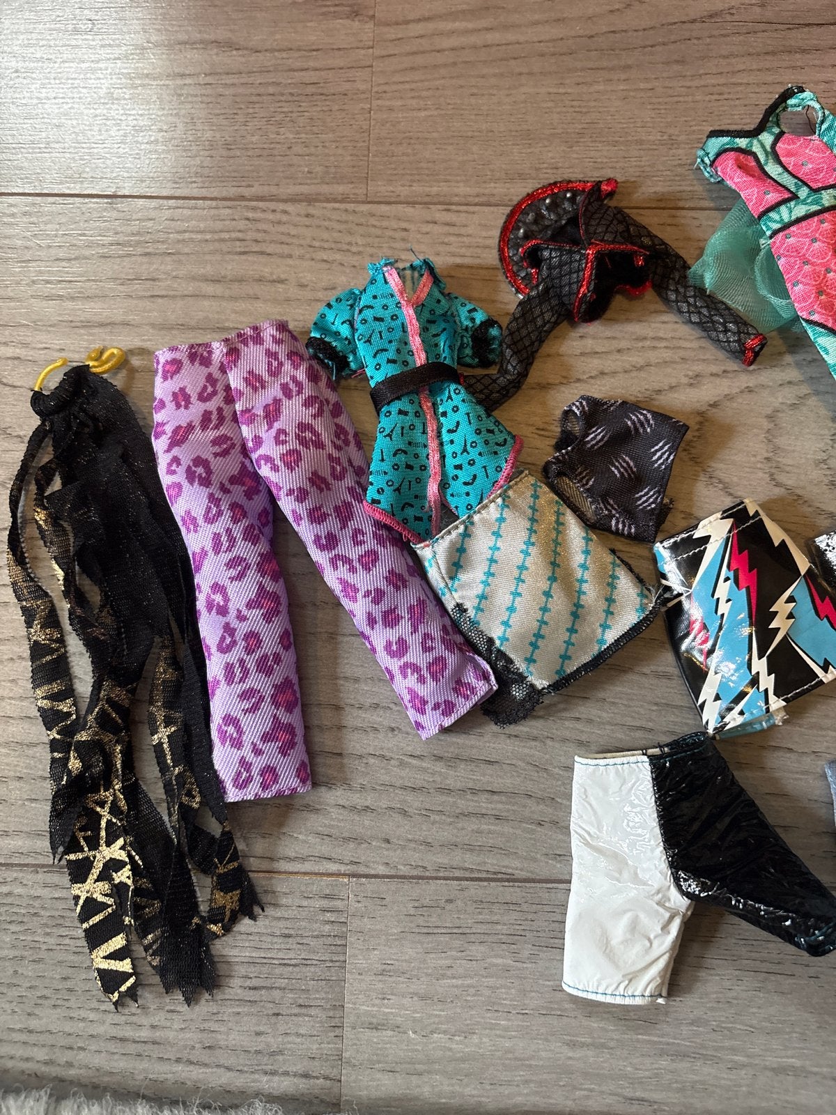 Monster High poppenkleding, Ophalen of Verzenden, Gebruikt, Overige typen