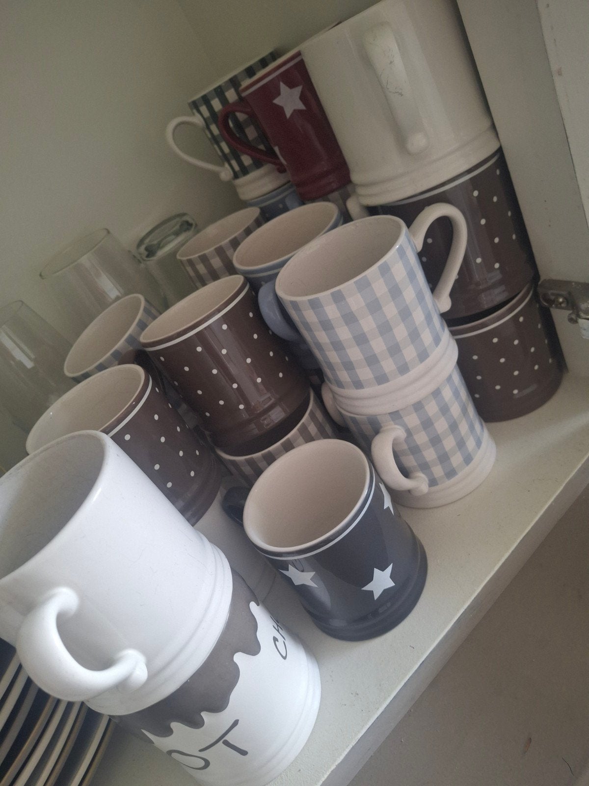 Diverse mokken en bekers, verschillende designs, Ophalen, Steen/keramiek, Meerkleurig, Overige merken